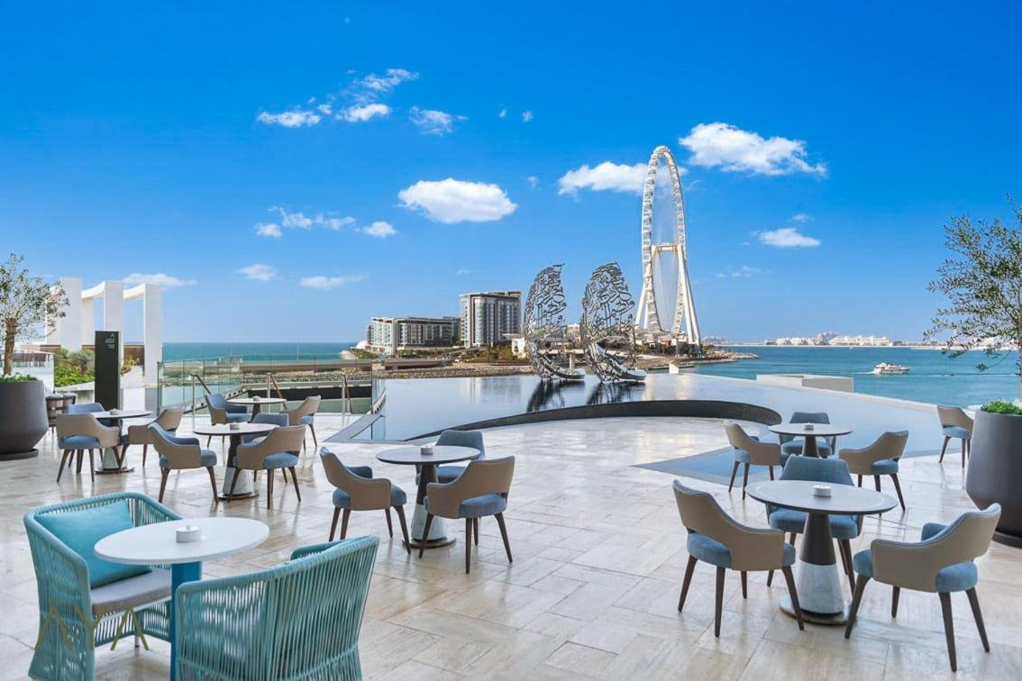 Jumeirah Gate Tower 1 - Stylish Apartment With Pool & City Views Dubaj Exteriér fotografie